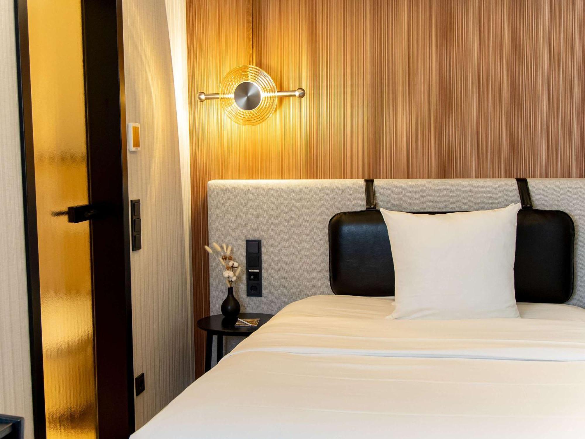 Muze Hotel Dusseldorf - Handwritten Collection מראה חיצוני תמונה